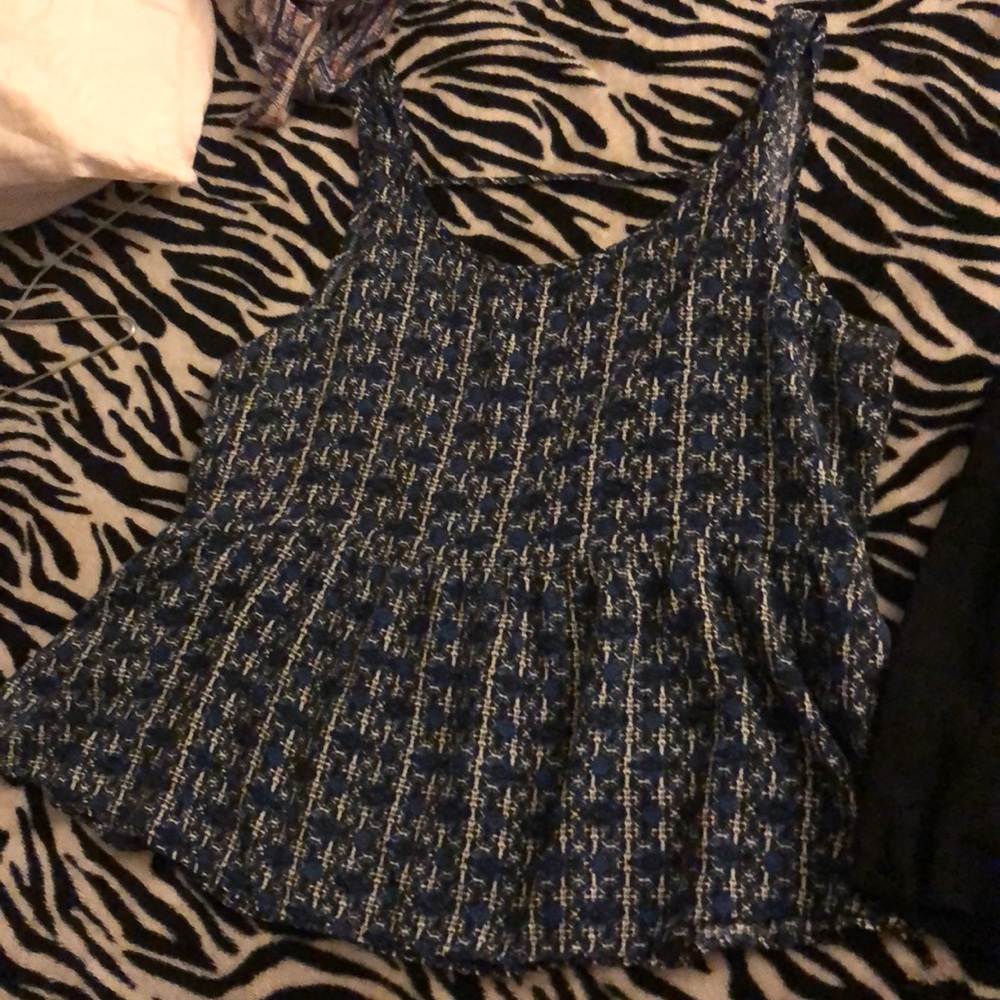 Tops - Picture 2 of 2